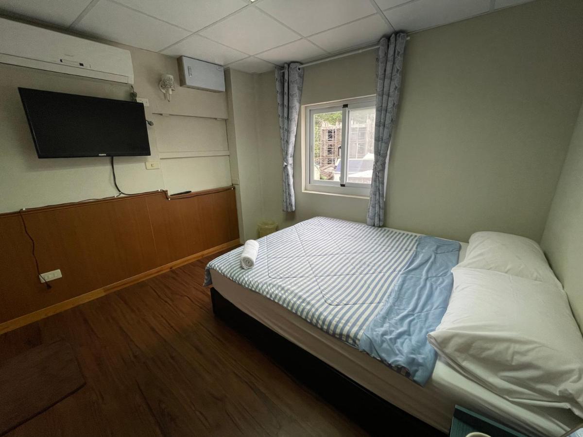 海人生海景民宿cest La Vie Bed and Breakfast Lyudao Esterno foto